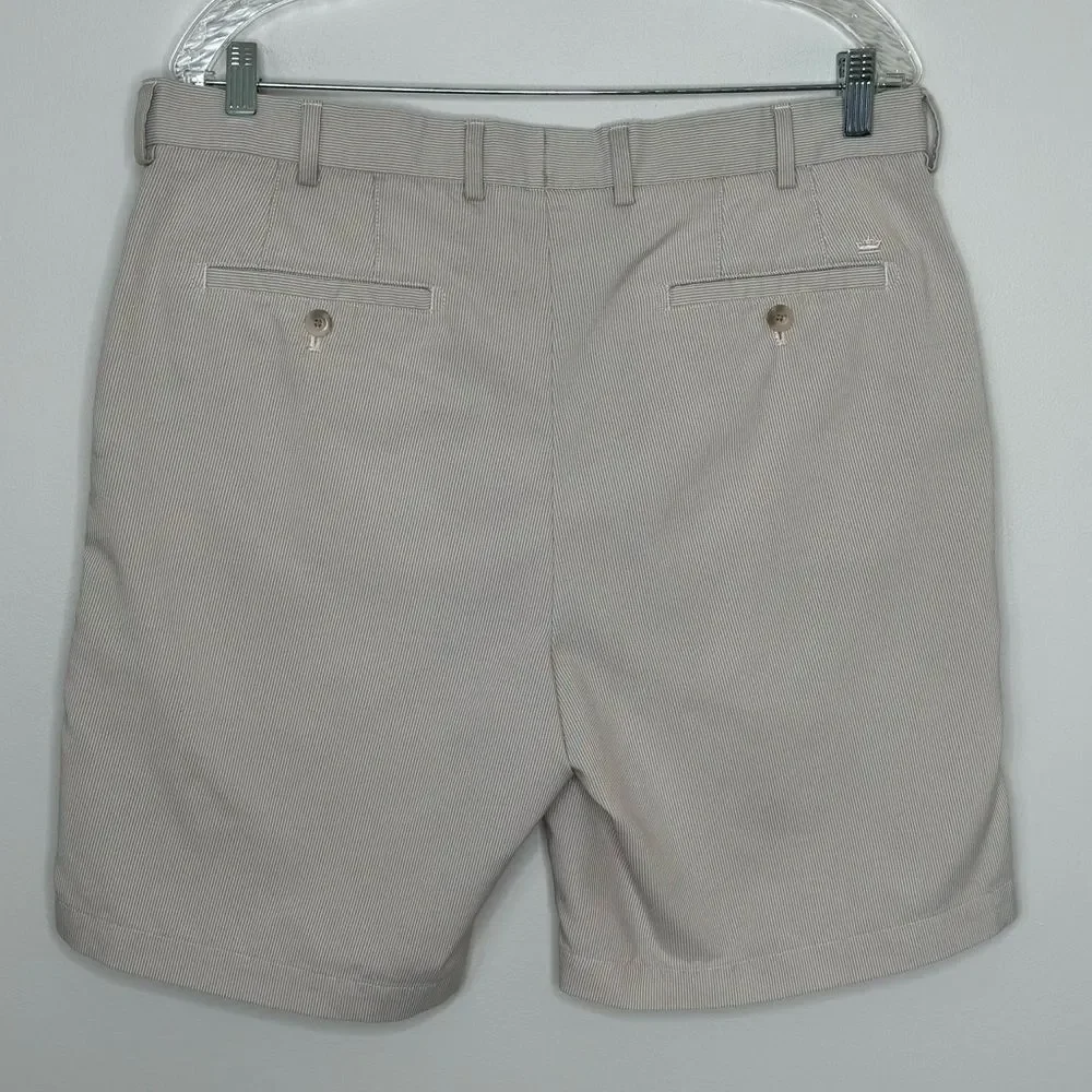 Peter Millar Striped Tan and White Flat Front Pockets Golf Shorts Size 35